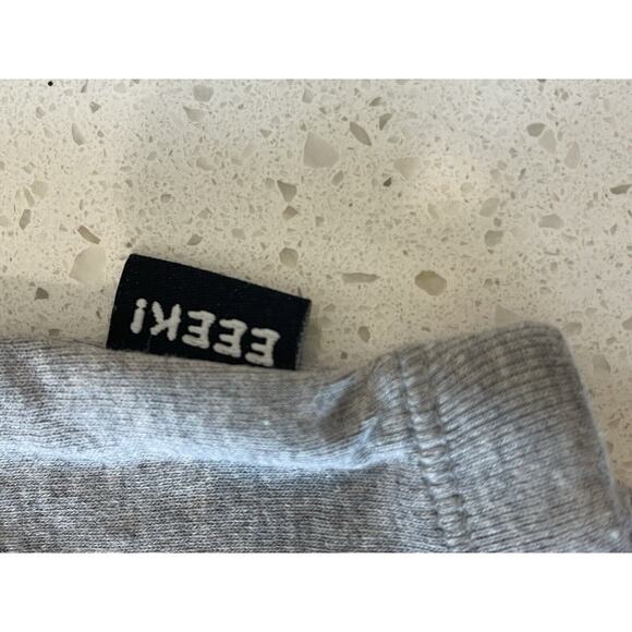 Infant One-Piece‎ Bodysuit from Old Navy Gray 0-3 Months NEW - Picture 4 of 8